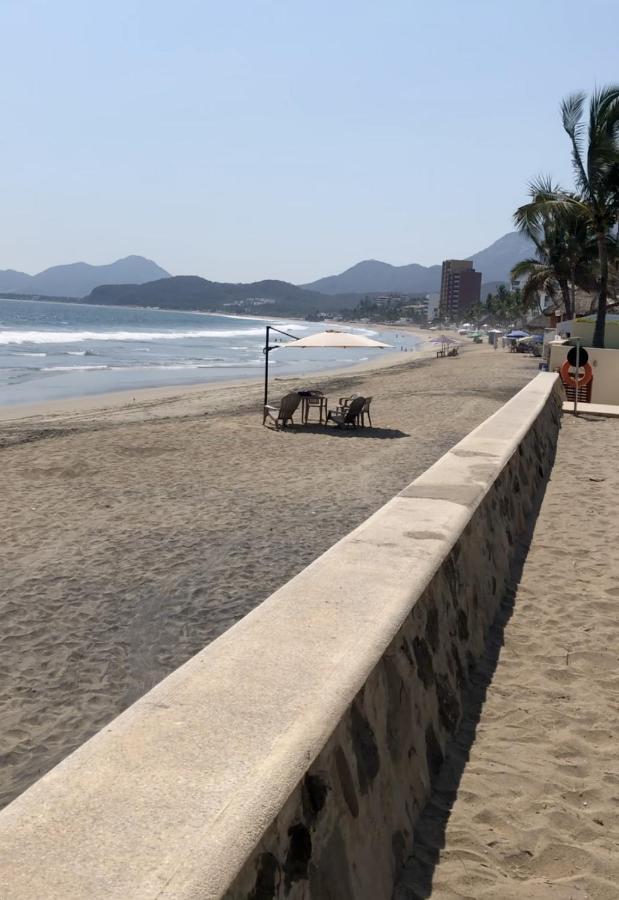 Condo de lujo frente al mar en Manzanillo Exterior foto